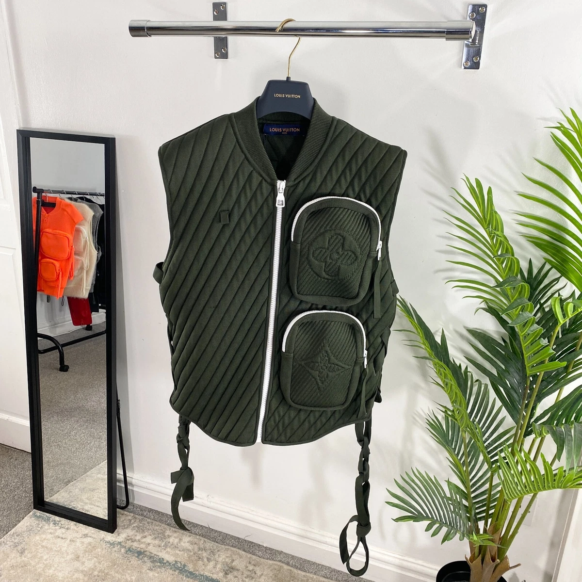 Louis Vuitton x Virgil Abloh 3D Military Utility Gilet Vest Dark Green RRP  £5000