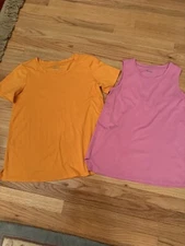 Logo Lori Goldstein. Set Of Two Essential Tops NWT S