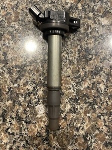 Toyota/DENSO IGNITION COIL 90919-02258 Made in Japan