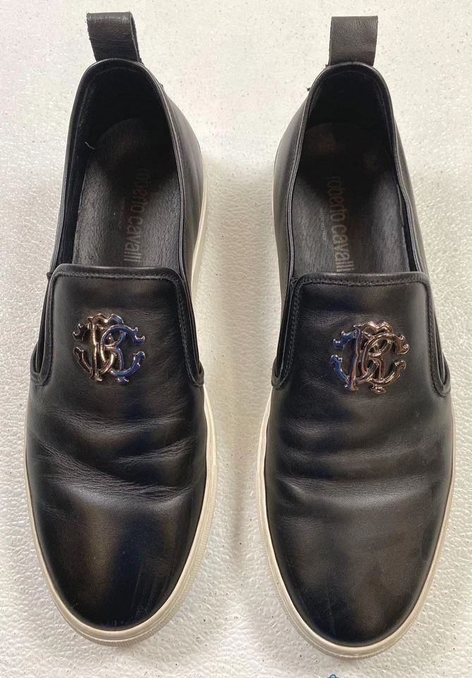 Roberto Cavalli Talla 44.5 EE. UU. 11.5 Hombres Cuero Negro Sin Cordones Metal Acento Logo Foto 4 de 4