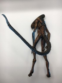 2014 NECA Alien 3 Xenomorph Dog 8-Bit NES Video Game Appearance 7" Action Figure