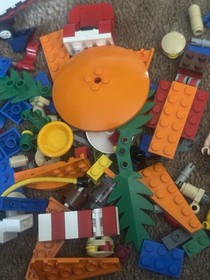 Lego SpongeBob 3834 Good Neighbors at Bikini Bottom - Incomplete