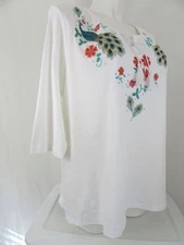 Quacker Factory Size 2X White Bohemian Floral Knit Top with Tassel Detail