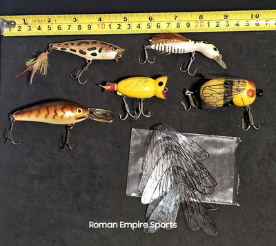 Salt Water / Fresh Water - Assorted Vintage Fishing Lures 5 Pcs + Bee Wings