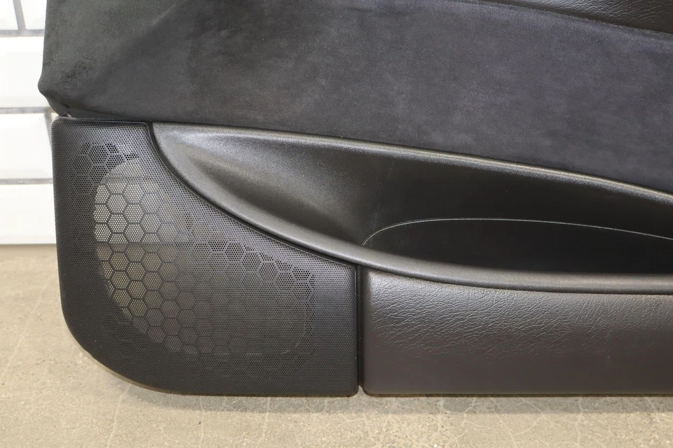 Pontiac GTO 2004-2006 (2 puertas) panel interior de puerta para pasajero derecho Foto 4 de 4