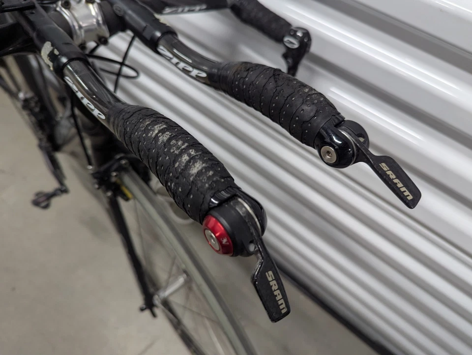 Orbea Ordu Carbon Fiber Triathlon Time Trial Bike With Zipp Vuma Quad Crank set - Image 4 of 4