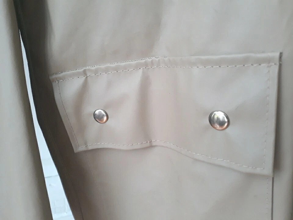 Impermeable para mujer Charles River grande de vinilo reversible forro de tela azul Foto 4 de 4