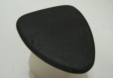 Pietra hot stone massage sacrale  basalto Etna.Basalt hot stone sacral
