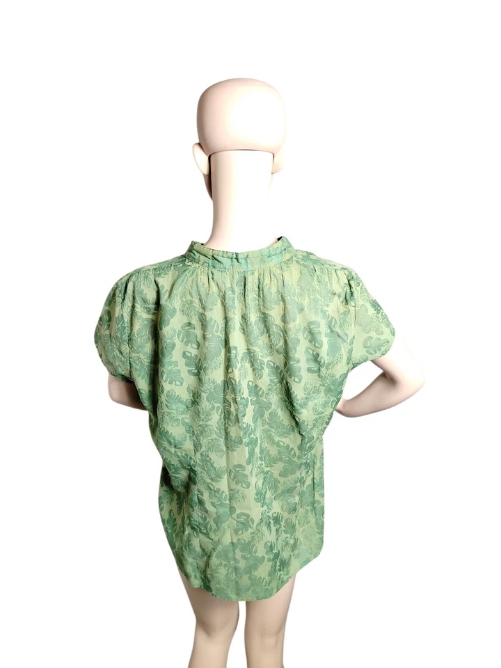 St John's Bay Top Women's Medium Green Floral Bloomcore Cottagecore Prairiecore - Image 3 of 4