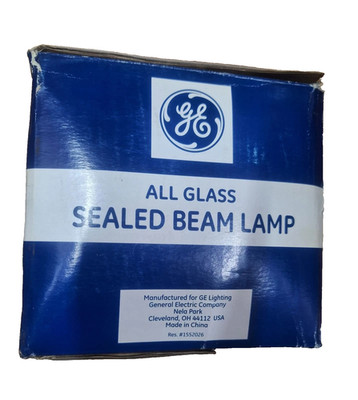 GE 300PAR56/WFL Sealed Beam Lamp Auto Truck Car Home