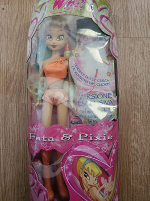 Vintage ORIGINAL 2003 WINX CLUB STELLA AND PIXIE DOLL SEALED AND UNOPENED RARE!!