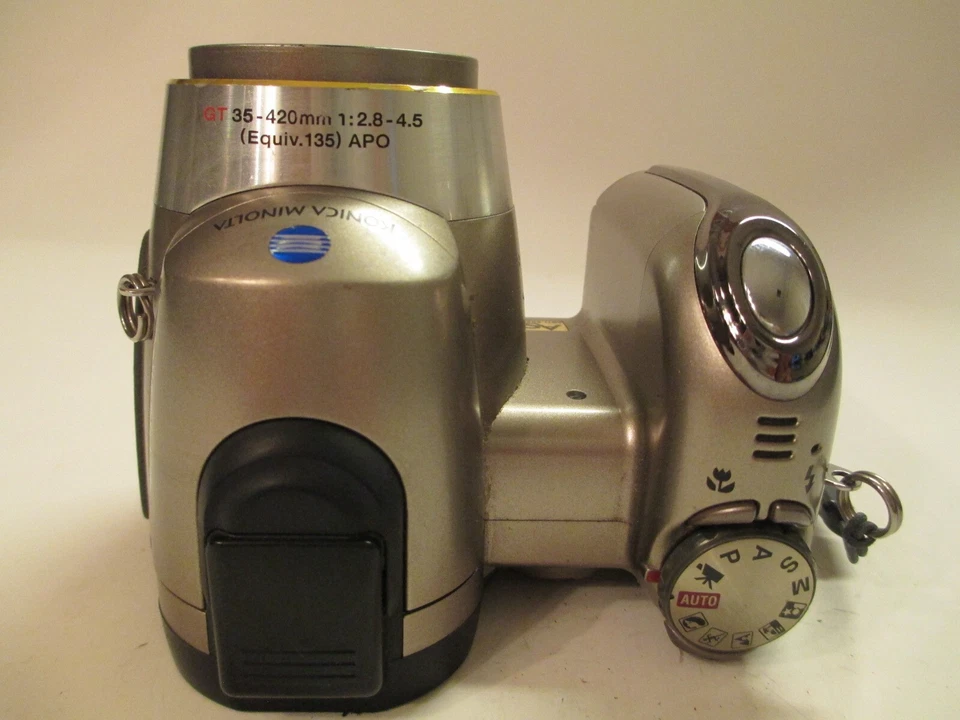 Cámara digital de imagen Konica Minolta Z6 6,0 MP 35-420 mm anti-vibración ¡FUNCIONA MUY BIEN@! Foto 4 de 4