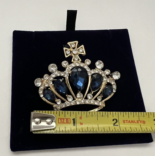 His Majesty King Charles III Coronation Souvenir Crown Pin/Broch - Picture 10 of 11