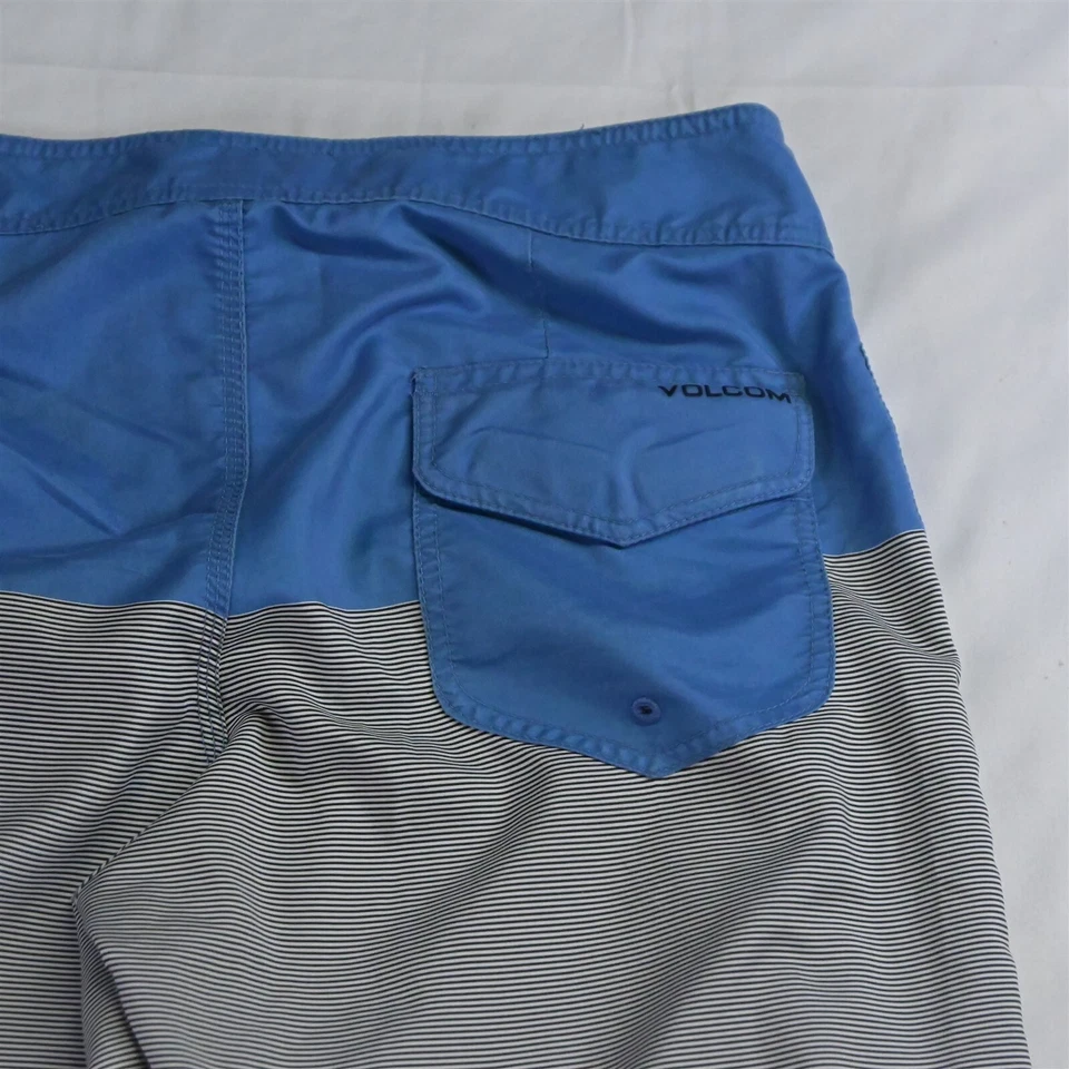 Volcom 32 x 10" Blue Red Stripe Unlined Board Hybrid Shorts - Image 4 of 4