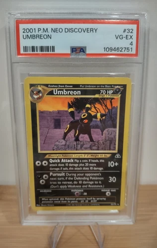 Pokemon 2001 Umbreon Neo Discovery 32/75 PSA 4