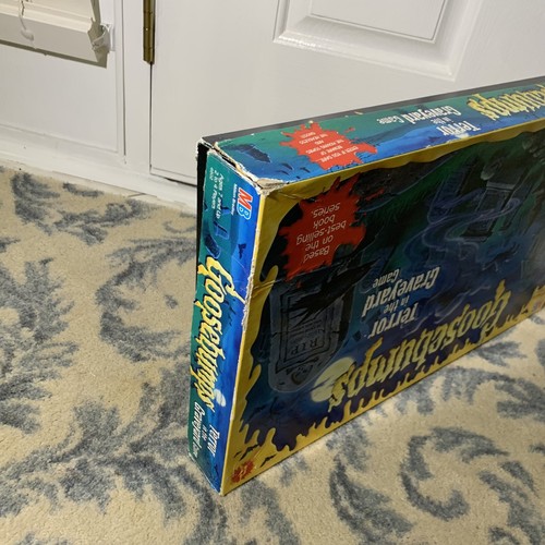 Goosebumps Terror In The Graveyard 1995 juego Milton Bradley completo - Imagen 4 de 8