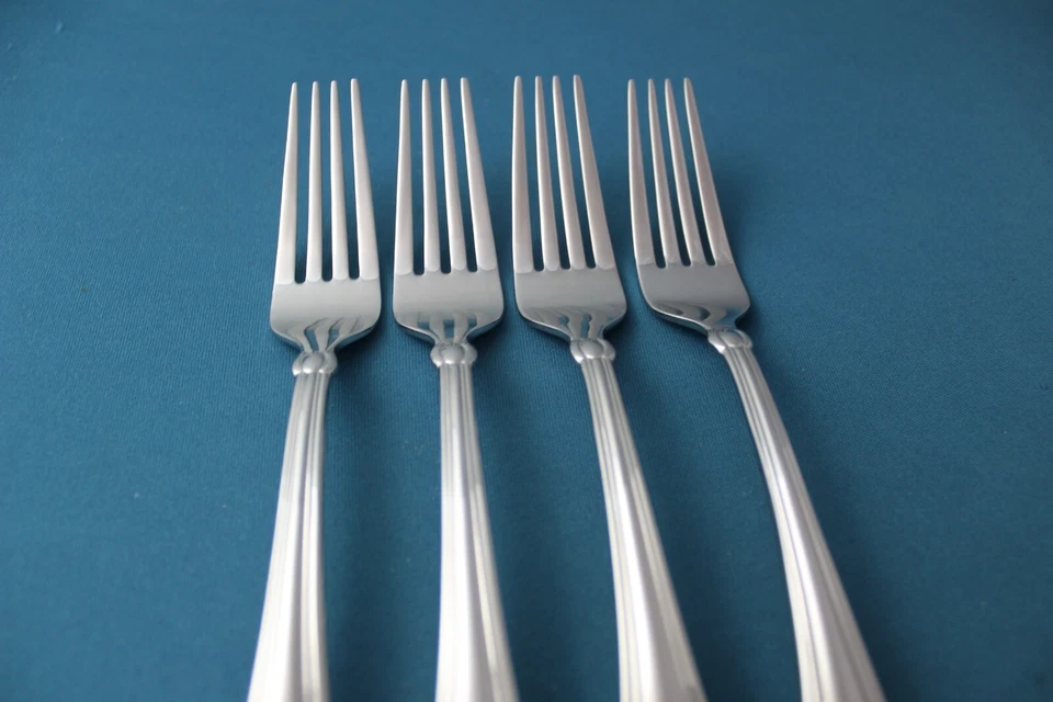 4 обеденные вилки Lenox CHANDELLE ГЛЯНЦЕВЫЕ 18/10 из нержавеющей стали Китай ЛЕГКОЕ ИСПОЛЬЗОВАНИЕ 8 дюймов - Изображение 3 из 4