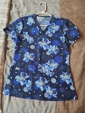 xs womens print scrub top