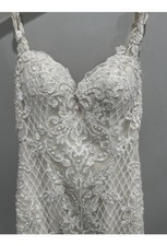 Wedding Gown Size 6 Ivory Lace Beaded Bridal Dress