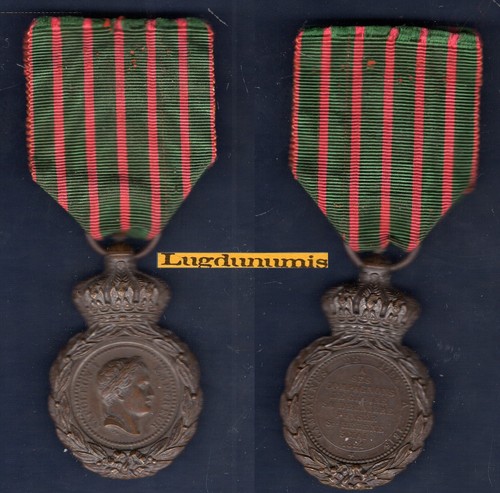 Médaille Lot de 2 Médailles De Saint Hélène Napoléon Ier + Diplôme - Picture 2 of 4
