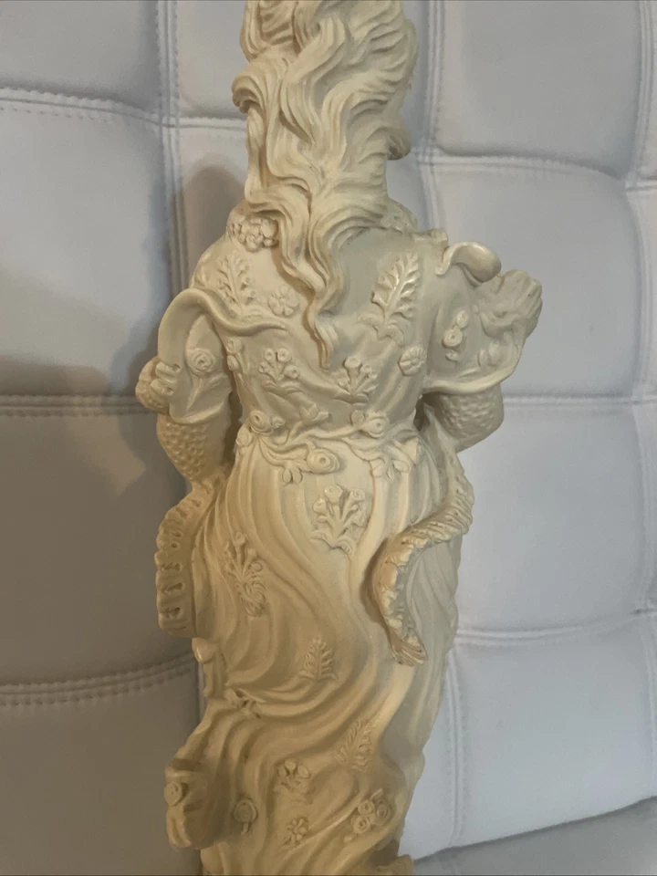 Vintage 19” Italian Resin Statue Woman Flowers Greek - Изображение 4 из 4