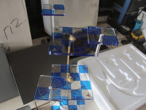 Vintage 1996 Official Original Franklin Mint Star Trek Tridimensional Chess Set - Picture 3 of 10