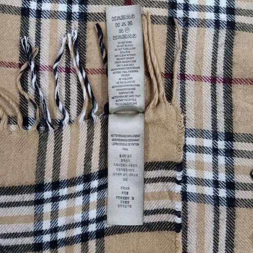 Authentic Burberry London 100% Cashmere Beige Check Fringe Rectangle Scarf - Picture 6 of 9