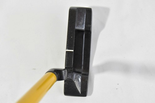 MOMENTUS PUTTER - SHAFT 33 1/4 IN - RH - Picture 5 of 8