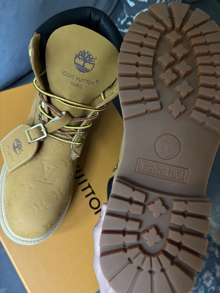 Louis Vuitton X Timberland Monogram 6 Inch Boots-size 9-wheat- Damaged Box - Image 4 of 4