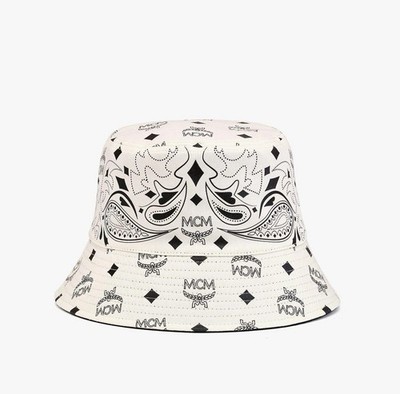 MCM ヴィセトス バケットハット ロゴ MCM White Visetos Monogram Bandana Print Logo Reversible Bucket