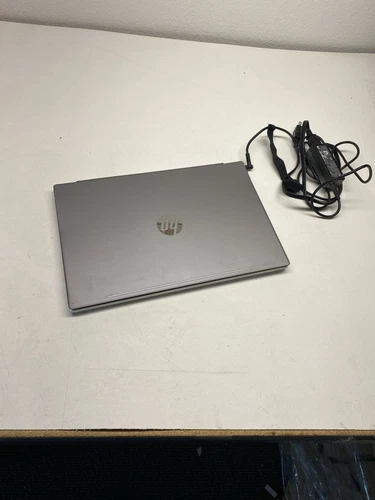 HP Pavilion 15-cs1063cl 15.6 Touch i5-8265U 8 GB Ram 120 GB SSD Windows 10 Home - Imagen 2 de 8