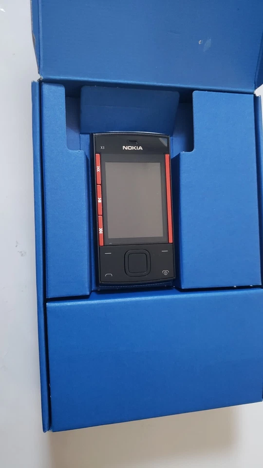 New Nokia X3-00 (O2 Network ) Mobile Phone Black Red Boxed Rare - Image 3 of 4
