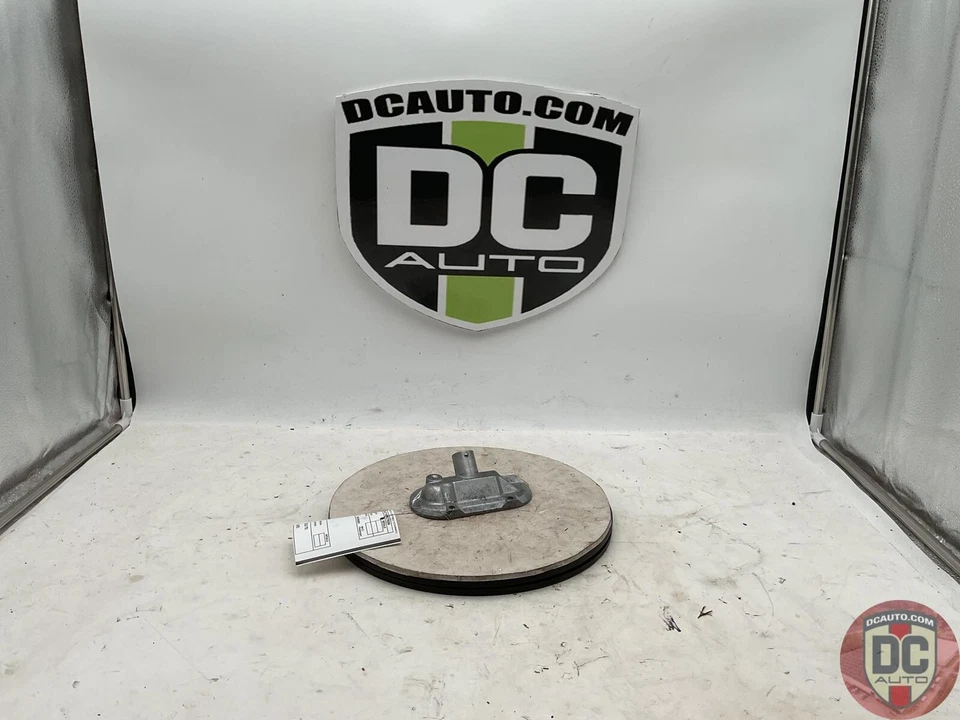 Cubierta respirador de aceite Porsche 911 964 1984-1994 93010707302 93010707304 121018 Foto 2 de 4