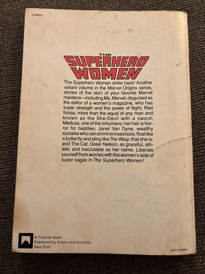 Libro (CL) de The Superhero Women de Stan Lee tapa blanda Marvel Comics 1977 Foto 2 de 4