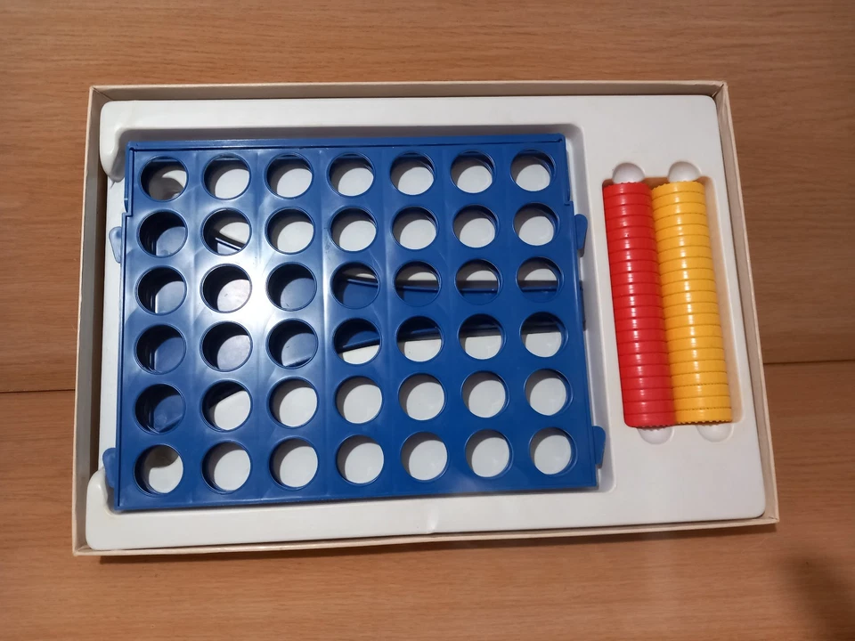 Vintage MB Games Connect 4 1976 Game 100% Complete Very Good Condition - Image 3 of 4