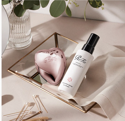 ReFa Heart Brush & Leave-In Hair Water Set - Anti-Frizz / Smoothing Treatment