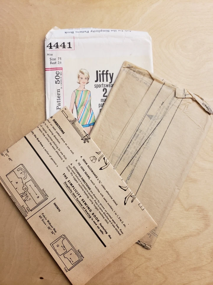 Simplicity 4441 1960s Beach Wear Tunic Top, Shorts, Shift Dress pattern sz 14 34 - Image 3 of 3