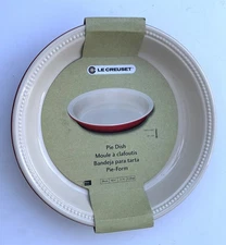 Le Creuset, Stoneware Cerise Red 10.25" Round Dish Pie Plate Baking Pan New