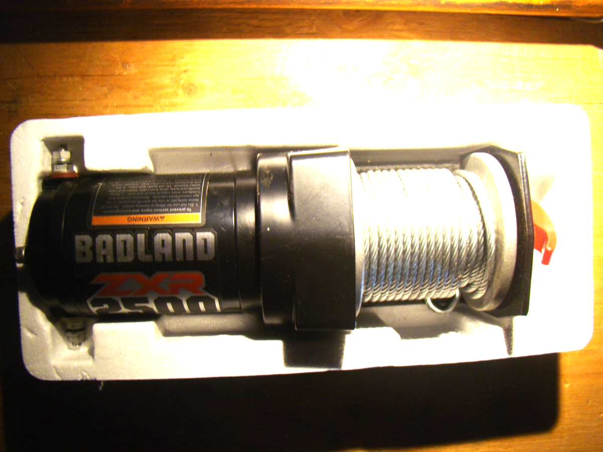 支給品 2002-2003 アストンヴィラ#17 リー•ヘンドリー HARBOR FREIGHT BADLAND ZXR 2500lb ATV/Utility Winch w Cable. NO