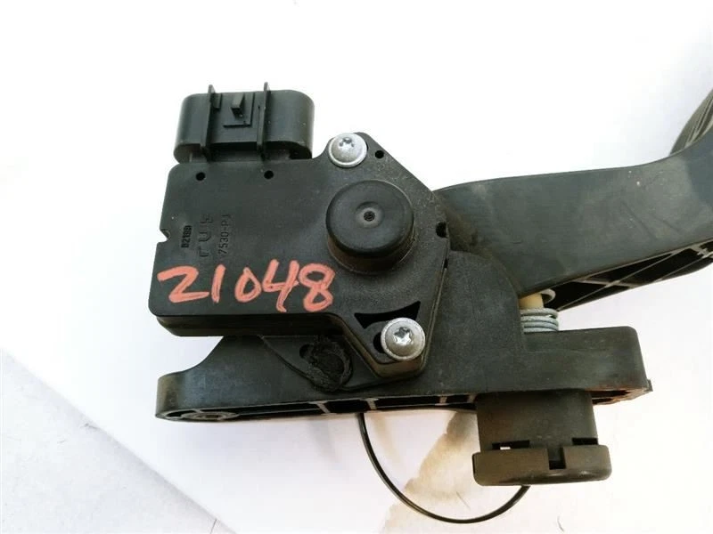 2004-2012 MALIBU G6 SATURN AURA PEDAL DE GASOLINA OEM USADO TESTADO 251030424 - Imagem 2 de 4