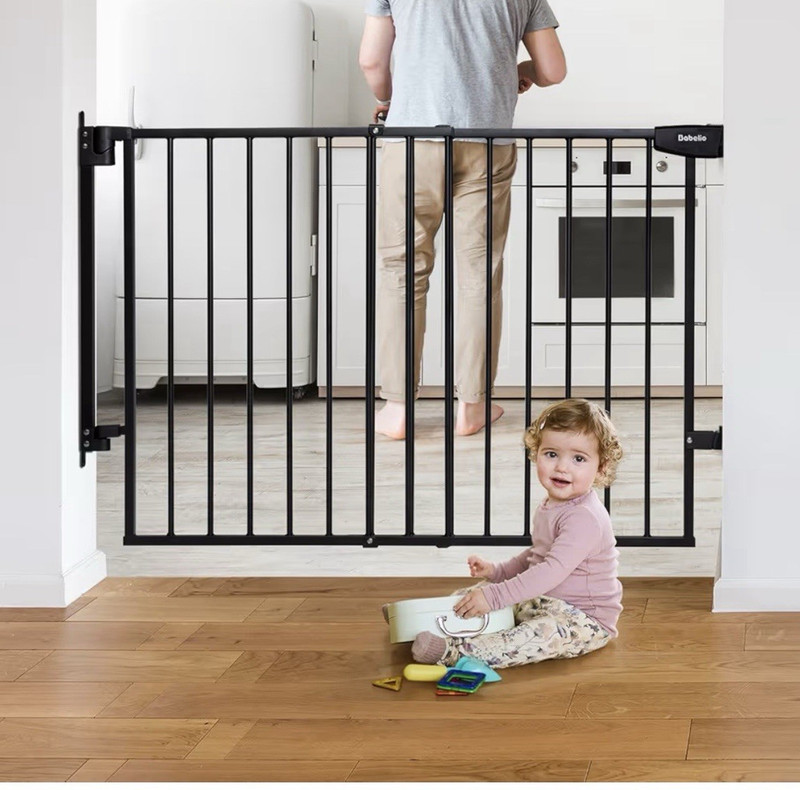 Babelio Auto Close Pressure Mounted Doorway Gate Black Adjustable Steel