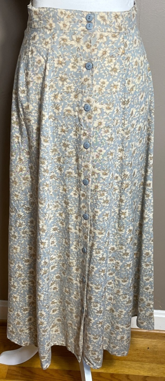 Picture 3 of 10