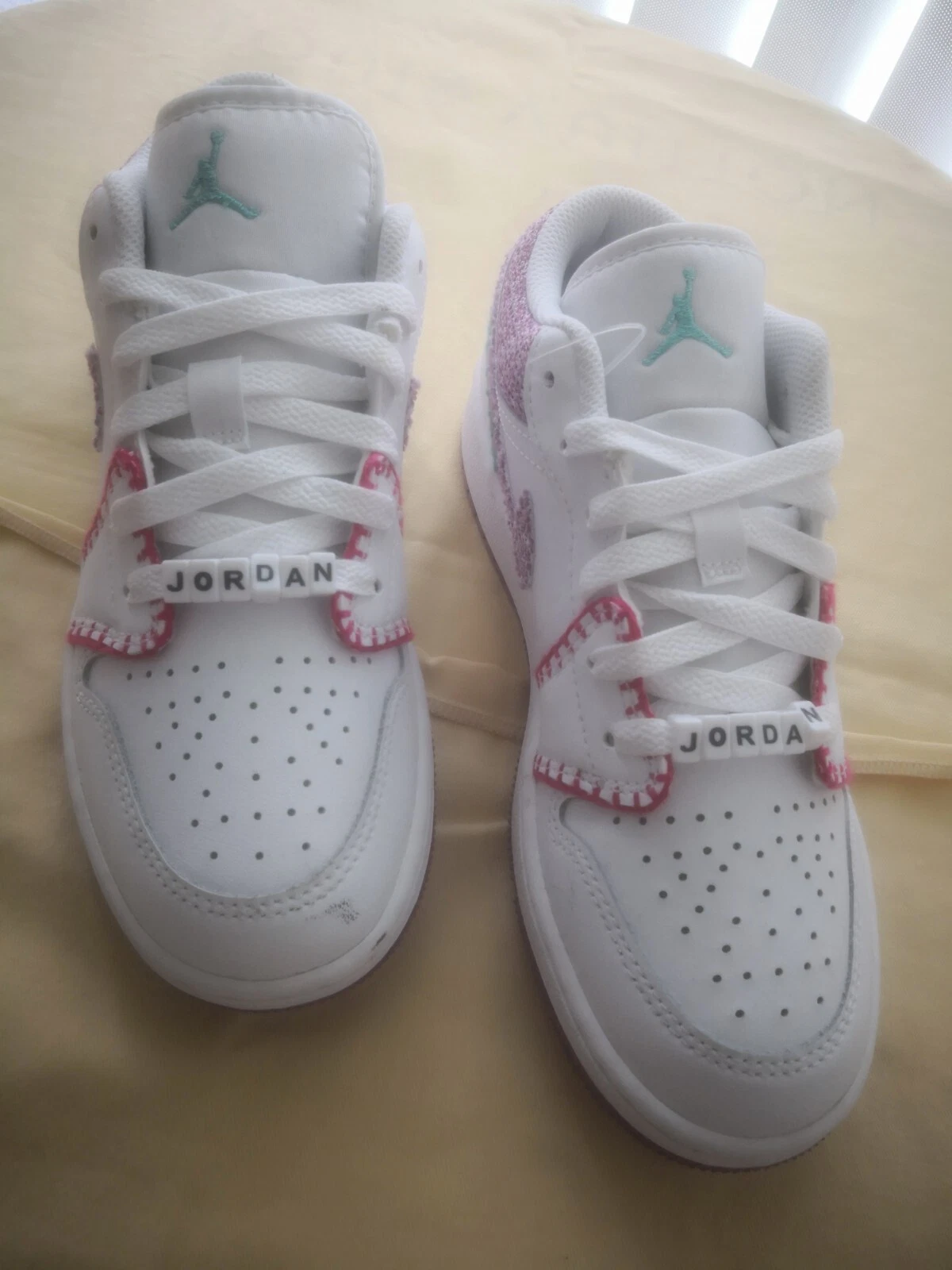 Scarpe da basket Air Jordan 1 Low Se Knit Big Girl modello DM9037 100