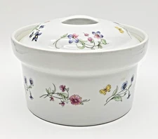BIA Cordon Bleu Ceramic Covered Casserole Baking Dish Flowers 4+ cup