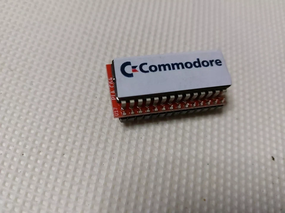 Commodore 64 PLA C64 SX64 MOS 906114-01 N82S100 ROUND PIN GOLD DIY KIT (NEW) - Immagine 3 di 3