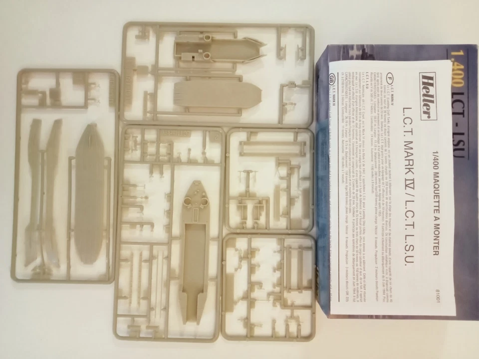 LCT-LSU Modellino Nave Da Sbarco Militare, 1/400, n. 81001, Heller - Immagine 2 di 4