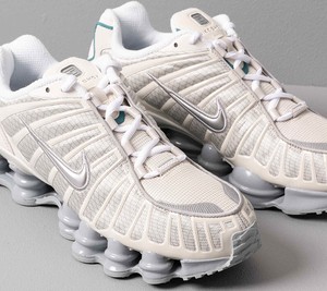 nike shox 47