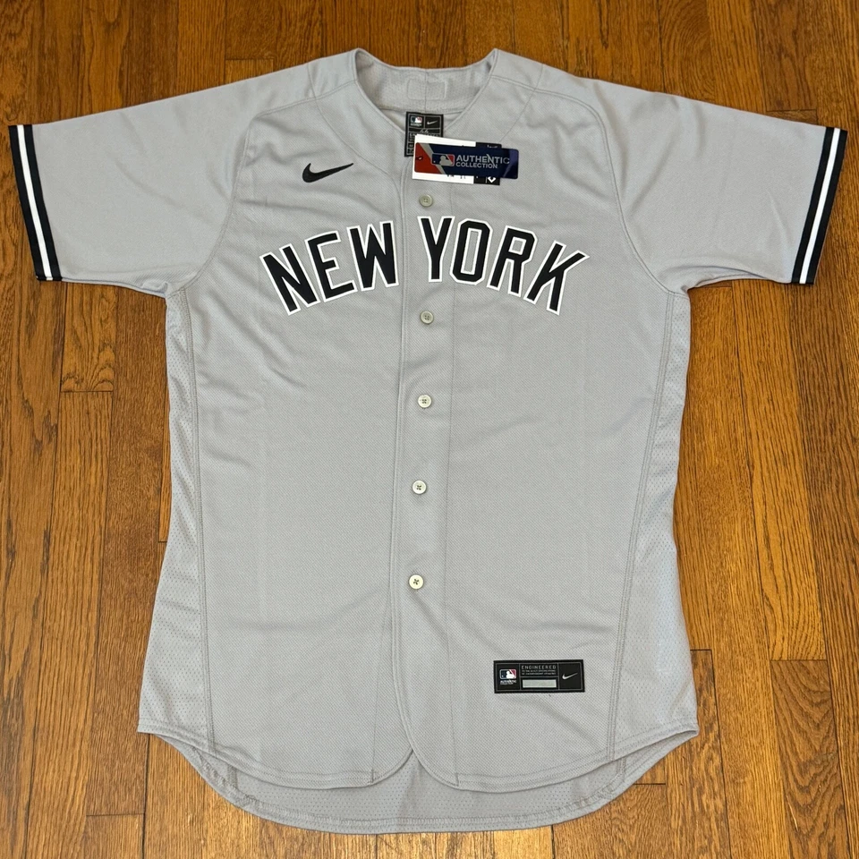 ANTHONY VOLPE Signed New York Yankees Jersey MLB Hologram Fanatics Autographed - Image 2 of 4