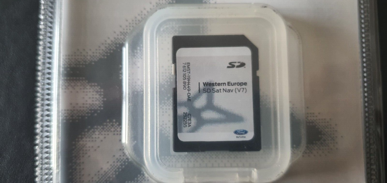 Brand New FORD MFD SONY SD Card Kuga Focus Fiesta Sat Nav Map V7 EM5T