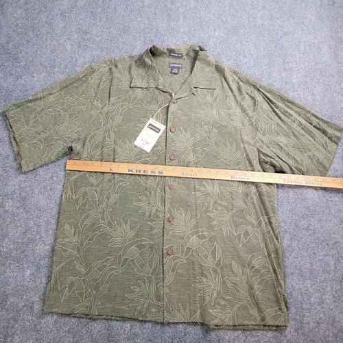St Johns Bay Shirt Men's Large Button Up Green Short Sleeve NWT - Picture 4 of 8
